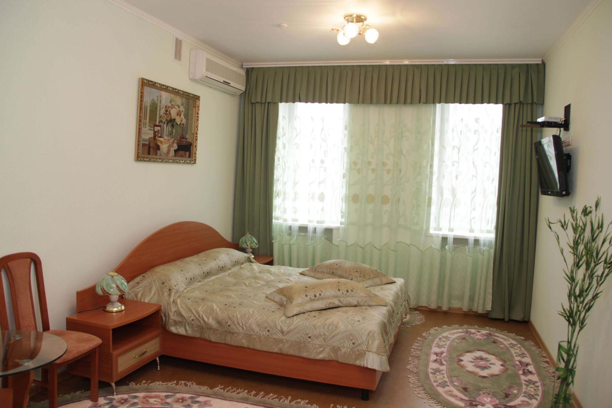 Kristina Hotel Zaporizhia Buitenkant foto