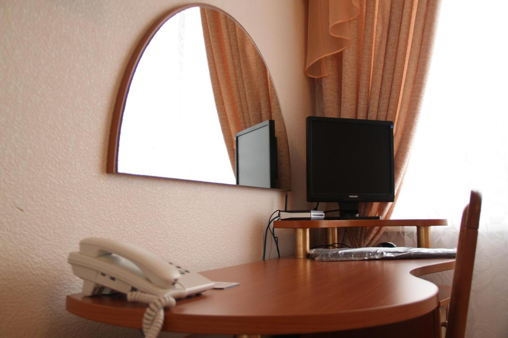 Kristina Hotel Zaporizhia Buitenkant foto